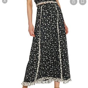 ML Monique Lhuillier Skirt